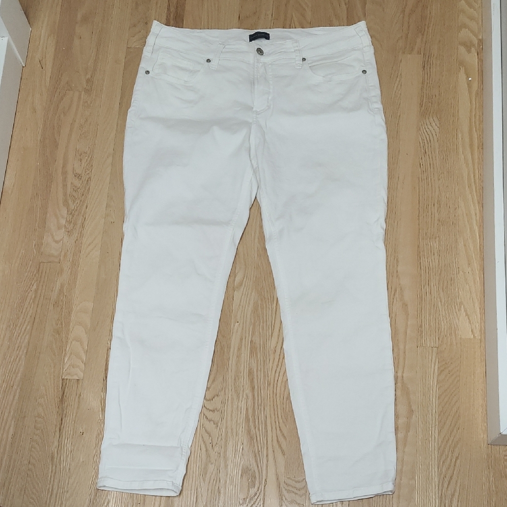 Silver Jeans Women's White Jeans